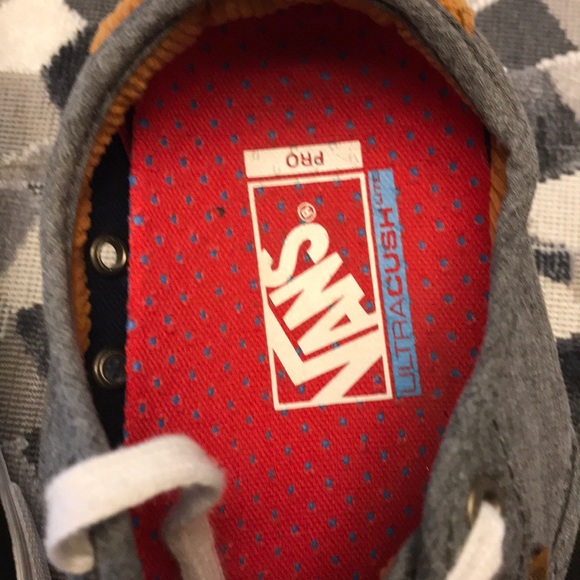 Vans Women’s Chima Ferguson Pro Skate - 8 - Picture 4 of 5